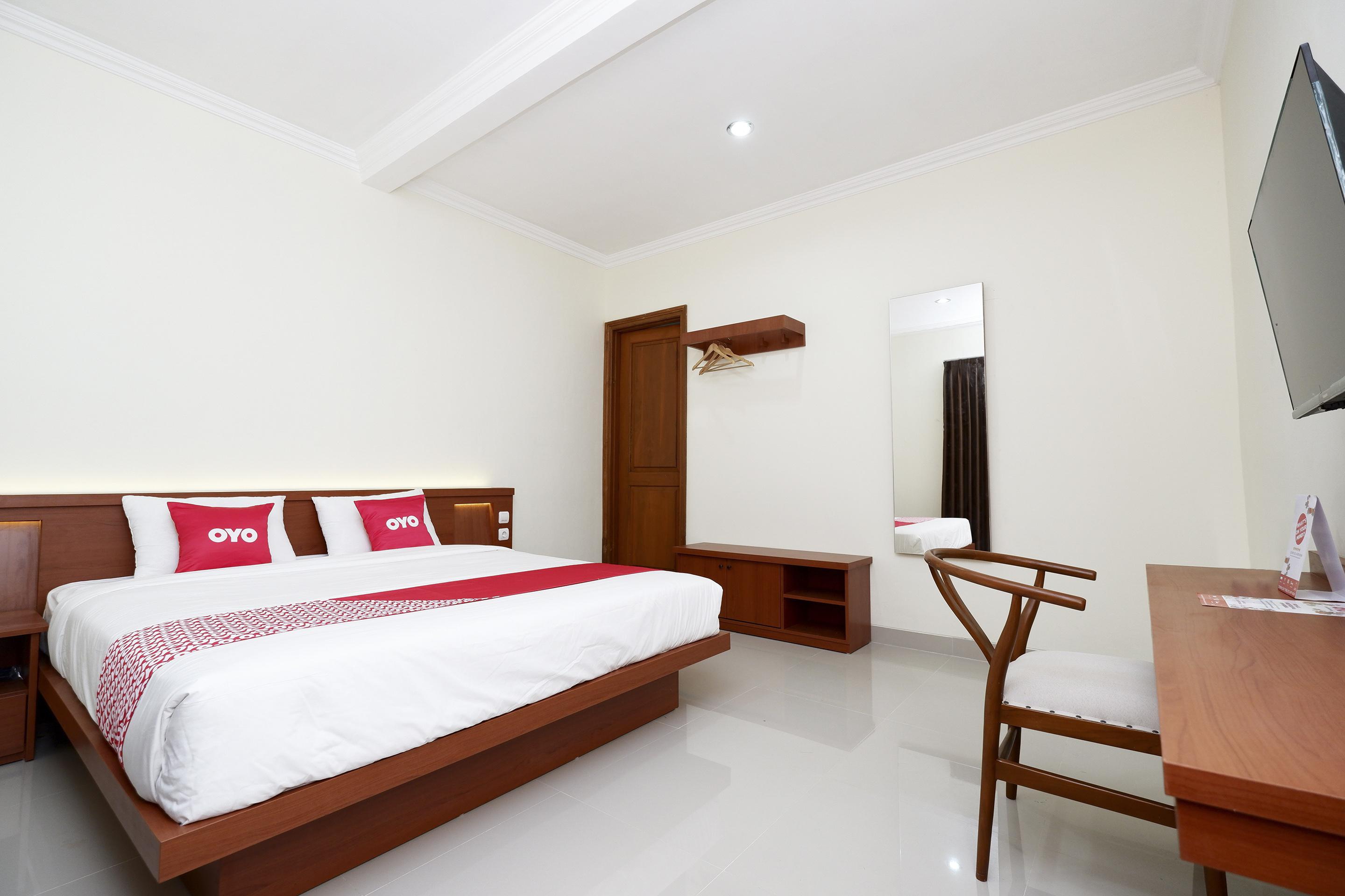 Oyo 2327 Pagsis Village Klaten Exterior foto