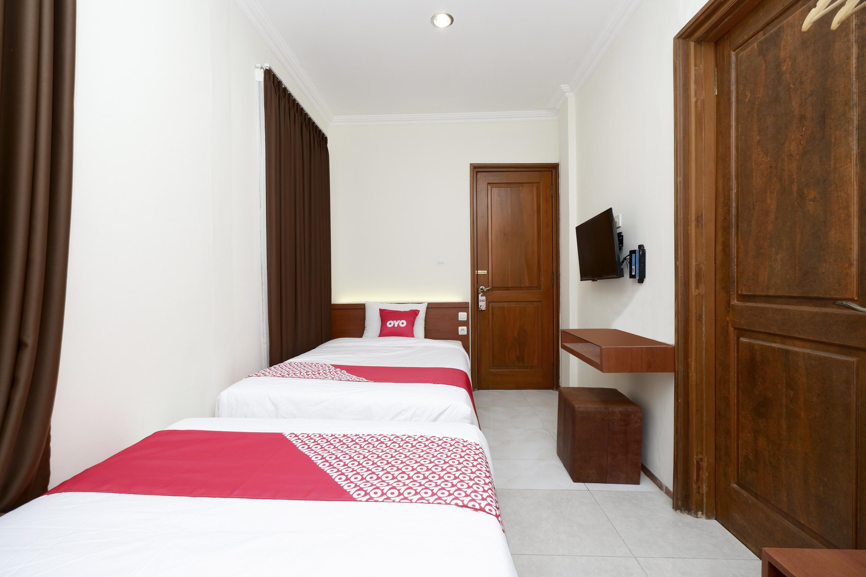 Oyo 2327 Pagsis Village Klaten Exterior foto