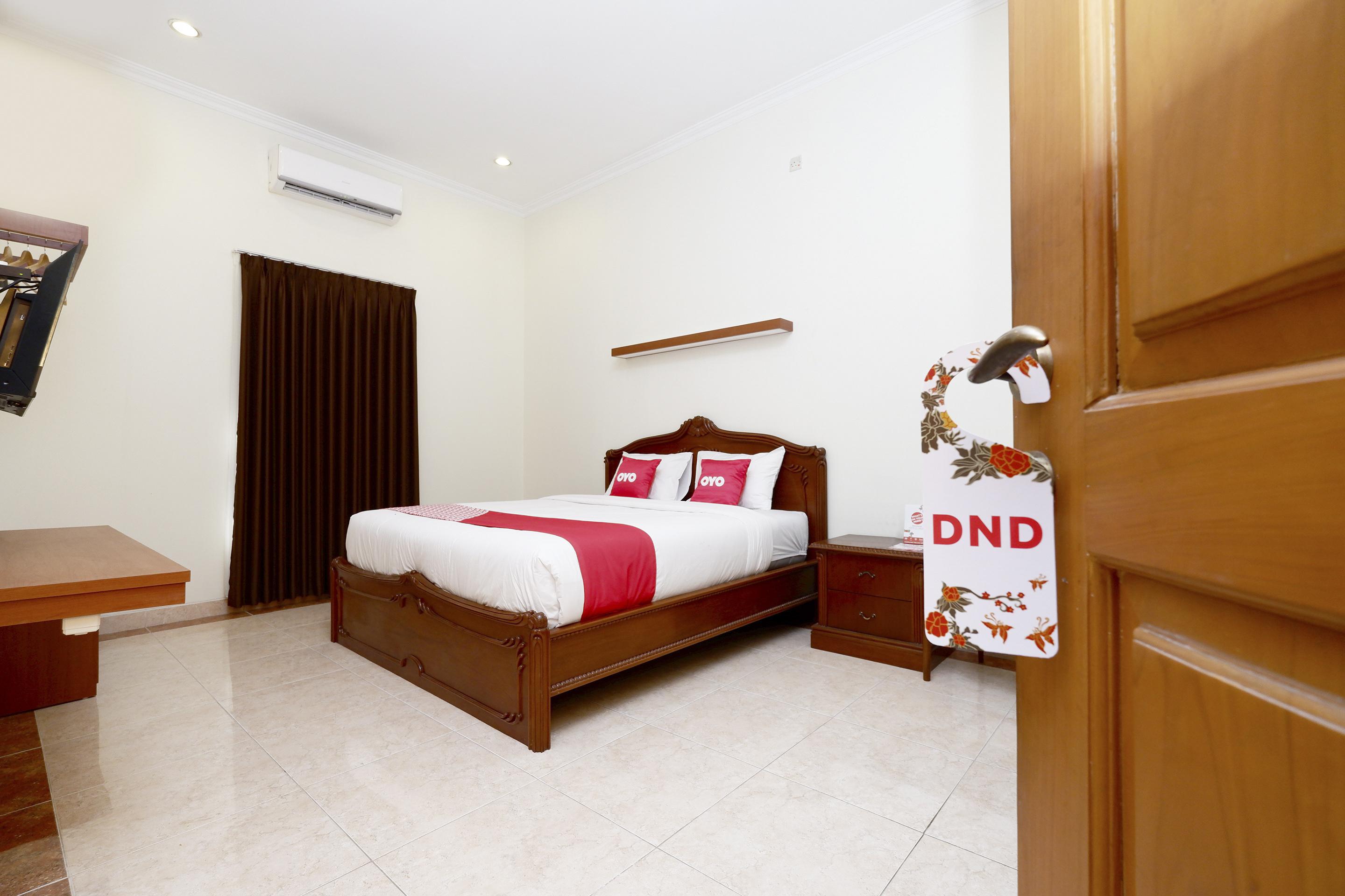 Oyo 2327 Pagsis Village Klaten Exterior foto